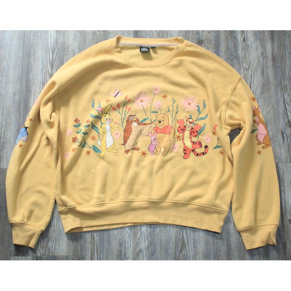 Disney Winnie the Pooh Friends Sweatshirt Women's XXL Yellow Graphic Crewneck